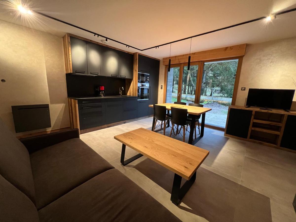 Gite Roche Des Ducs Avec Piscine Toute L'Annee, Spa, Sauna, Hammam Rochesson Eksteriør billede