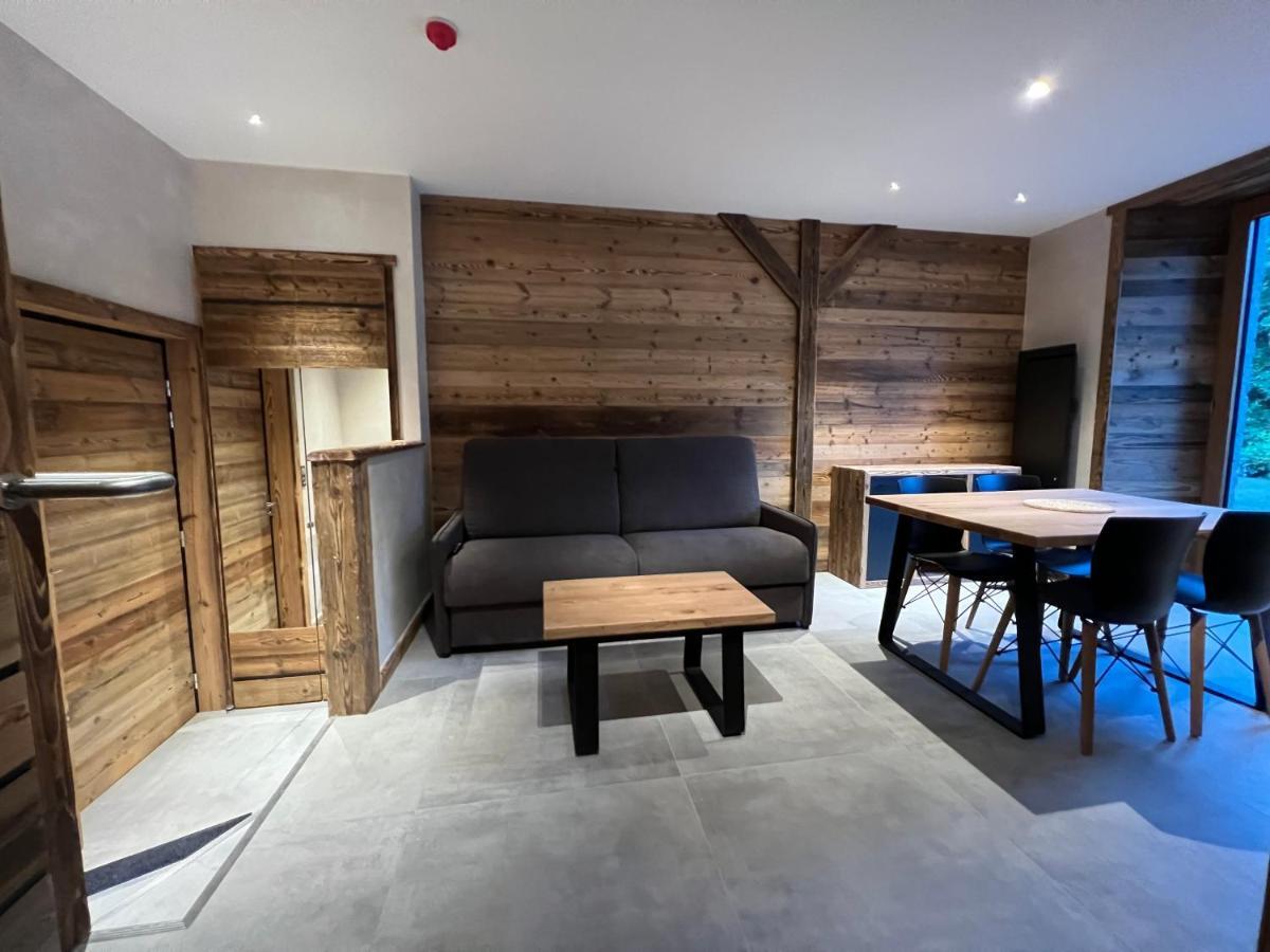 Gite Roche Des Ducs Avec Piscine Toute L'Annee, Spa, Sauna, Hammam Rochesson Eksteriør billede