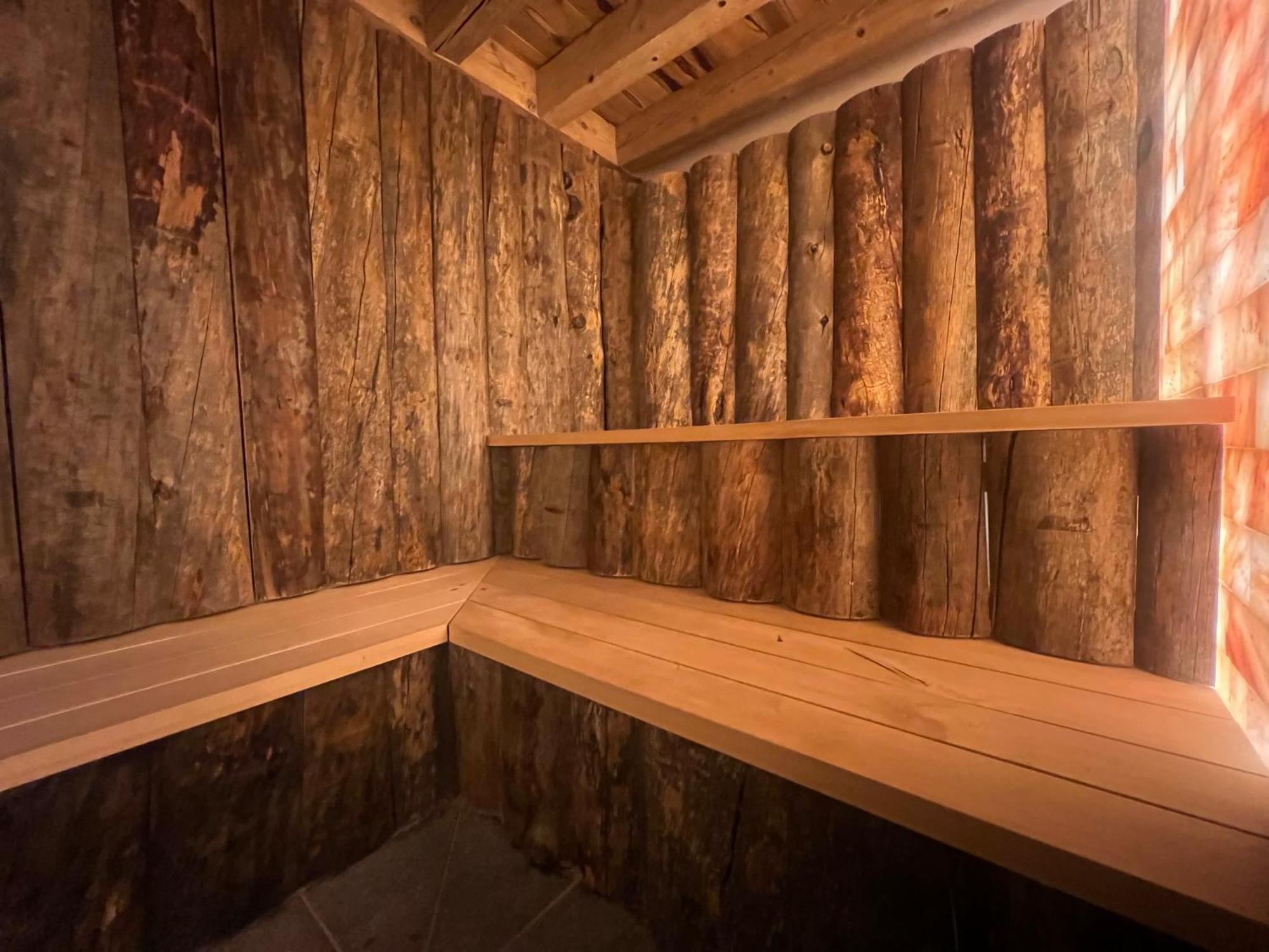Gite Roche Des Ducs Avec Piscine Toute L'Annee, Spa, Sauna, Hammam Rochesson Eksteriør billede