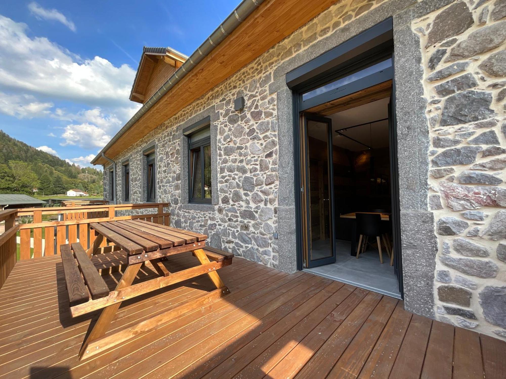 Gite Roche Des Ducs Avec Piscine Toute L'Annee, Spa, Sauna, Hammam Rochesson Eksteriør billede