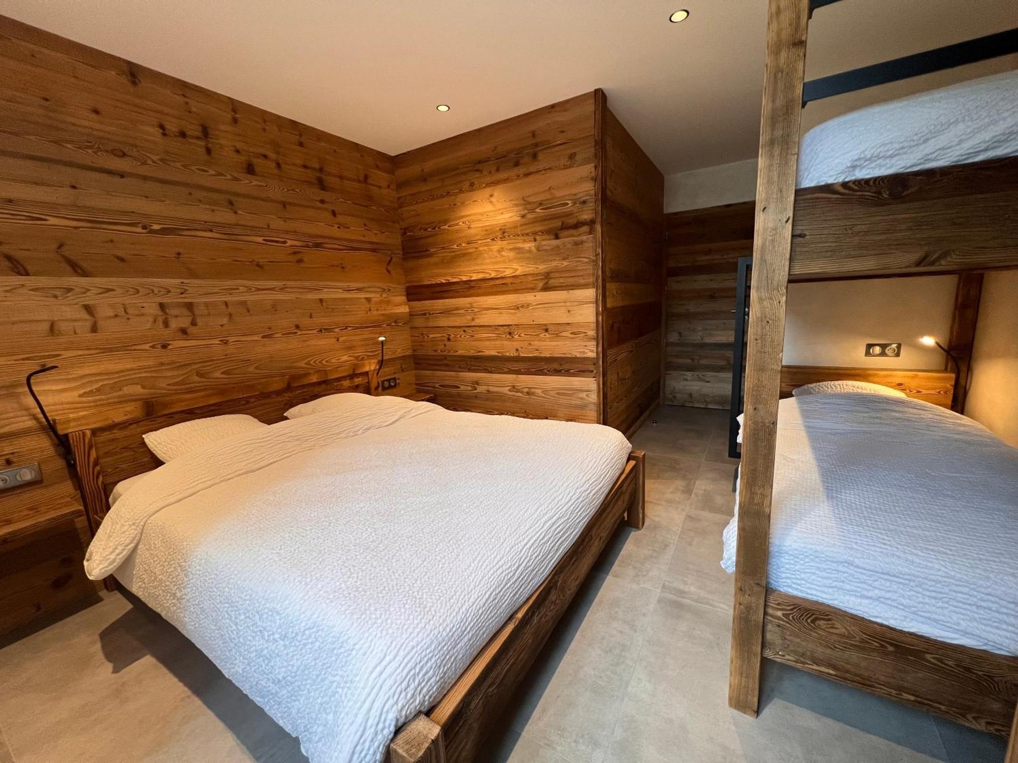 Gite Roche Des Ducs Avec Piscine Toute L'Annee, Spa, Sauna, Hammam Rochesson Eksteriør billede